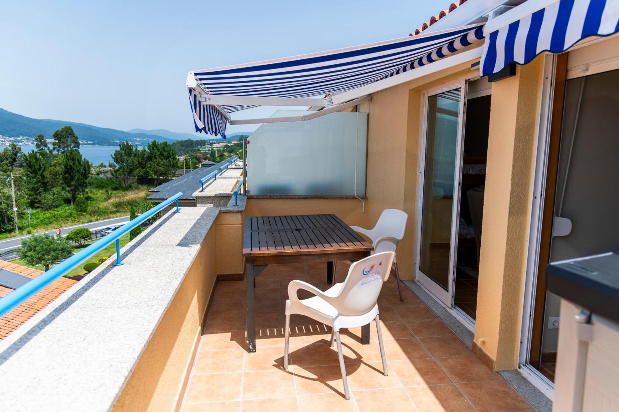 Mirador Da Ria Resort Nautico Portosin Gayanes   Buitenkant foto